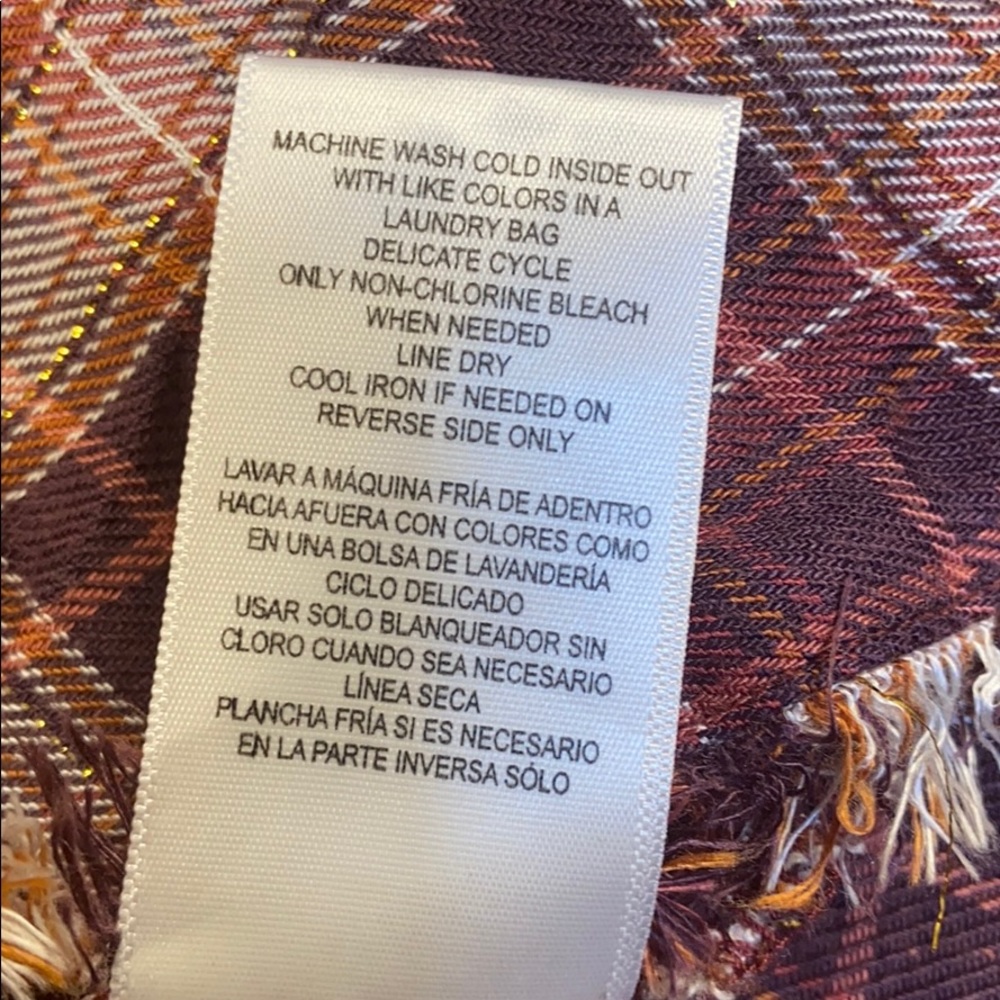 Democracy maroon plaid button up small Guc fit medium - Picture 10 of 16